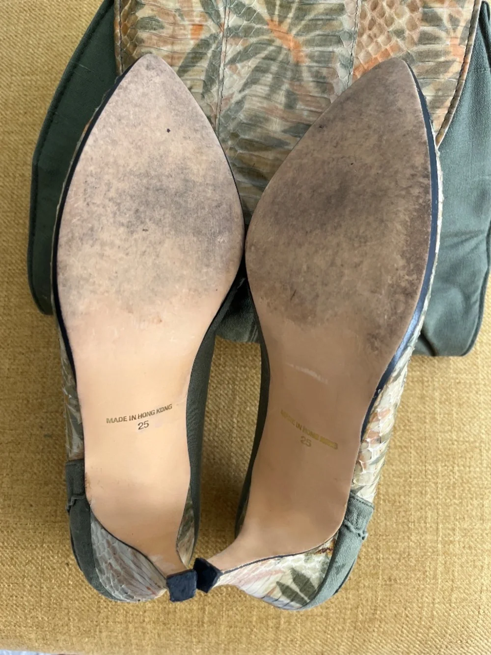 Jasmine Vintage 1980’s Pumps Matching Purse Snakeskin Leather And Silk Size 8
